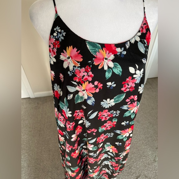 NWT Cerule Razorback Black Floral Maxi Dress Size XL. Fits like a Medium. - Picture 4 of 9